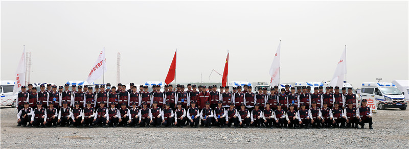 高原高寒烈日曬，演習(xí)場(chǎng)里展風(fēng)采