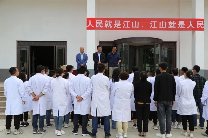 中心聯(lián)合省和政療養(yǎng)院開展“意外傷害自救互救知識(shí)進(jìn)農(nóng)村”活動(dòng)