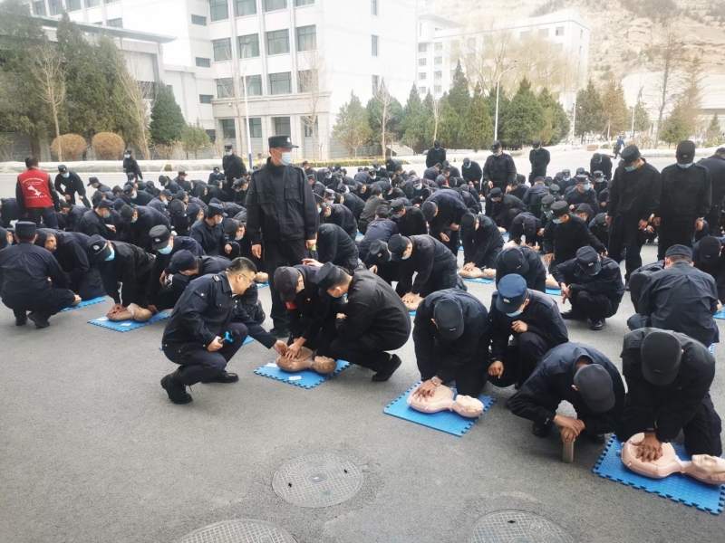 【“三抓三促”行動進行時】之八甘肅省緊急醫(yī)療救援中心赴甘肅省警察職業(yè)學(xué)院開展意外傷害急救科普“六進”系列活動