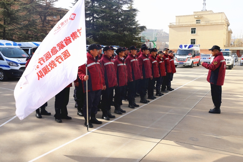 【“三抓三促”行動進行時】之九甘肅省緊急醫(yī)療救援中心組織應(yīng)急醫(yī)療救援隊伍拉動集結(jié)演練