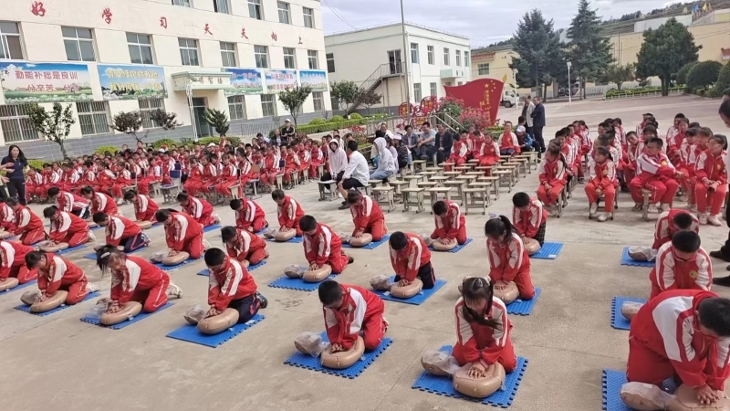 【主題教育進(jìn)行時(shí)】“傳承紅色基因·踐行急救使命”——省緊急醫(yī)療救援中心黨總支組織黨員赴榜羅鎮(zhèn)會議紀(jì)念館開展慶“七?一”主題黨日活動