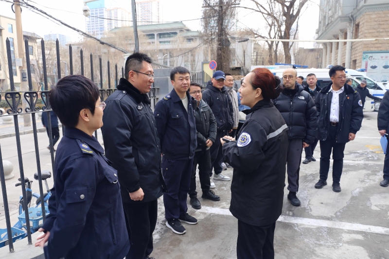 省緊急醫(yī)療救援中心開展春節(jié)前夕慰問職工活動
