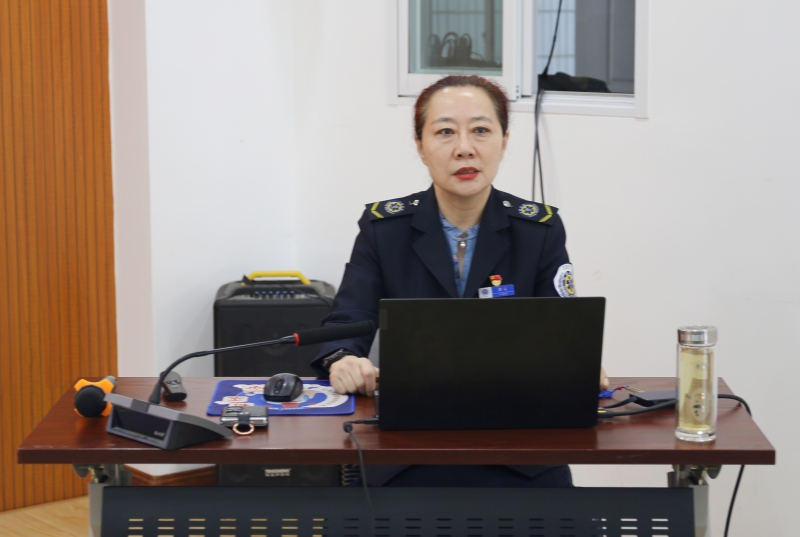 中心召開黨紀學習教育讀書班第一次集中學習暨黨紀學習教育宣講輔導會 中心召開黨紀學習教育讀書班第一次集中學習暨黨紀學習教育宣講輔導會