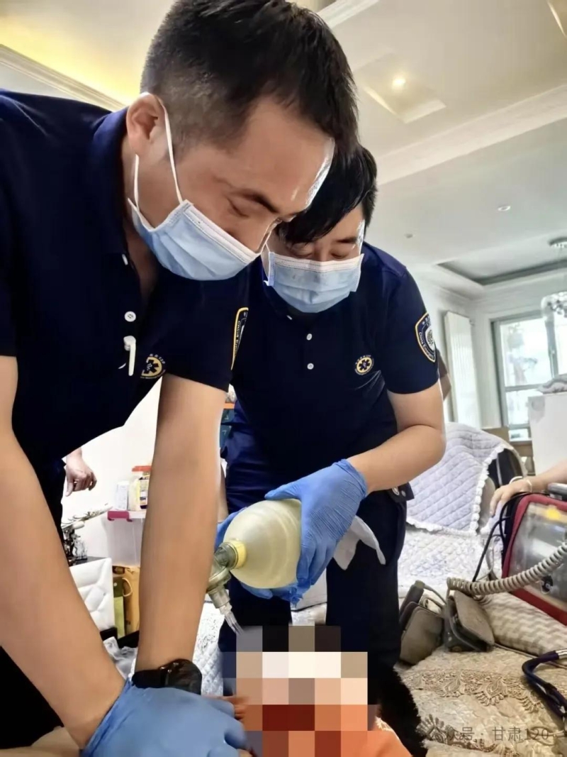 生死競速!省緊急醫(yī)療救援中心成功搶救心臟驟停老人 生死競速!省緊急醫(yī)療救援中心成功搶救心臟驟停老人
